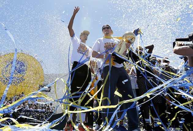 golden-state-warriors-playing-with-chip-on-shoulder-championship-parade.jpg